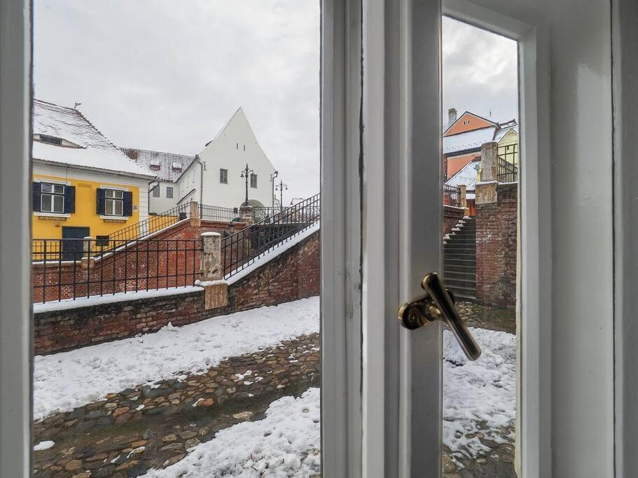 Studio At The Liar'S Bridge Sibiu Exterior foto